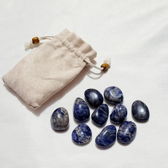 Sodalite Worry Free Stone, Blue Sodalite Pocket, Energy Healing Metaphysical - Picture 5 of 5